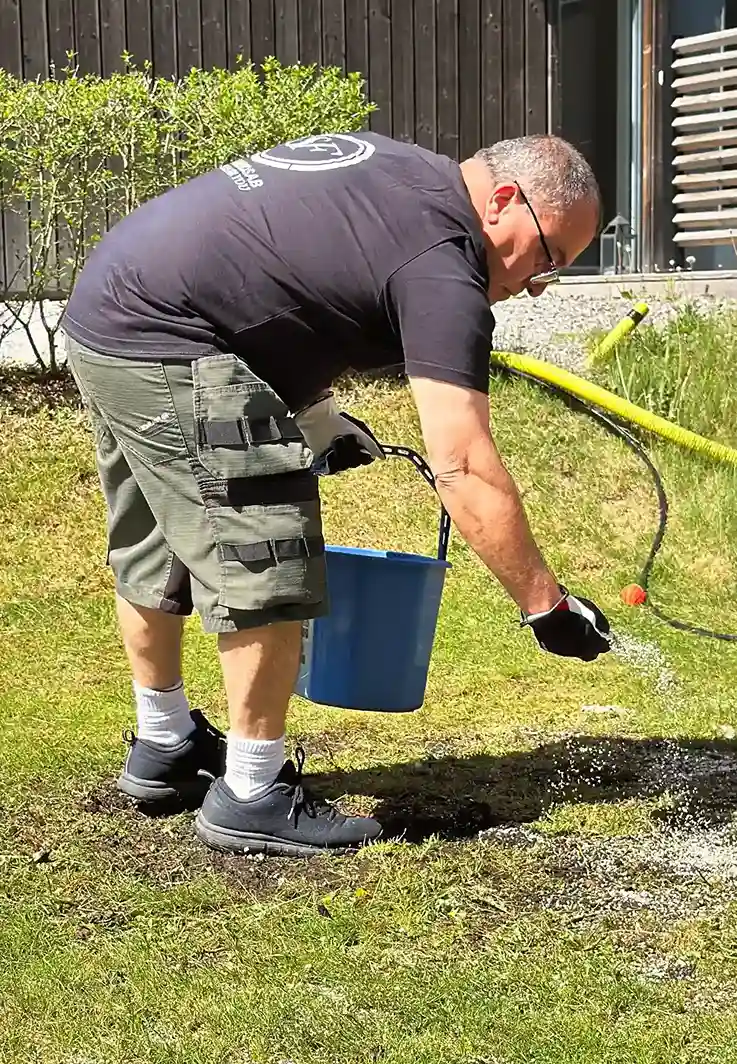 TRÄDGÅRDSARBETE
